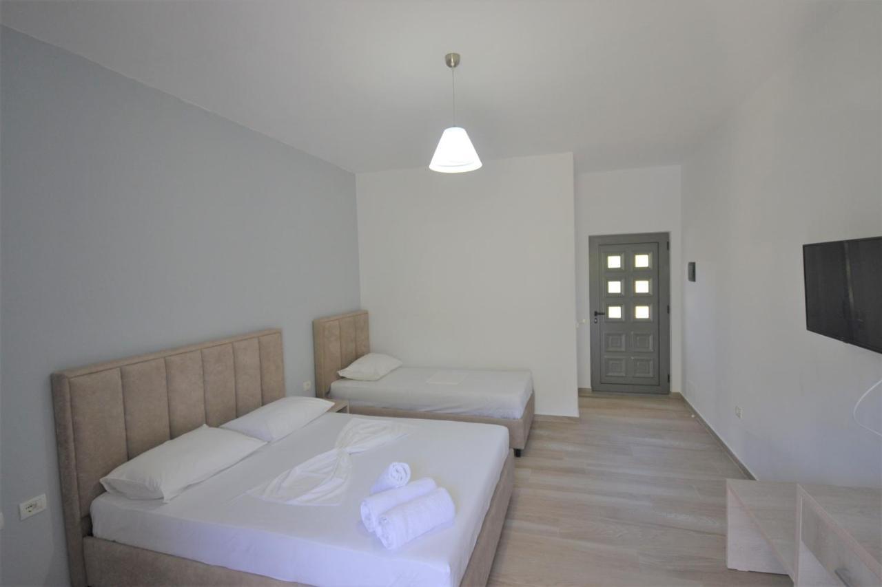 Hotel Bujtina Eleni Himarë Exteriér fotografie